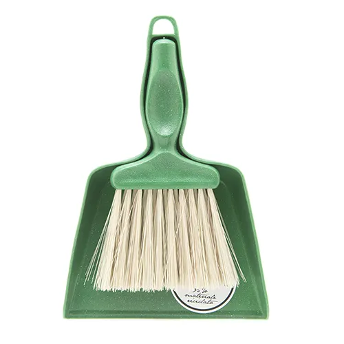 Veger en blik groen 95% gerecycled materiaal